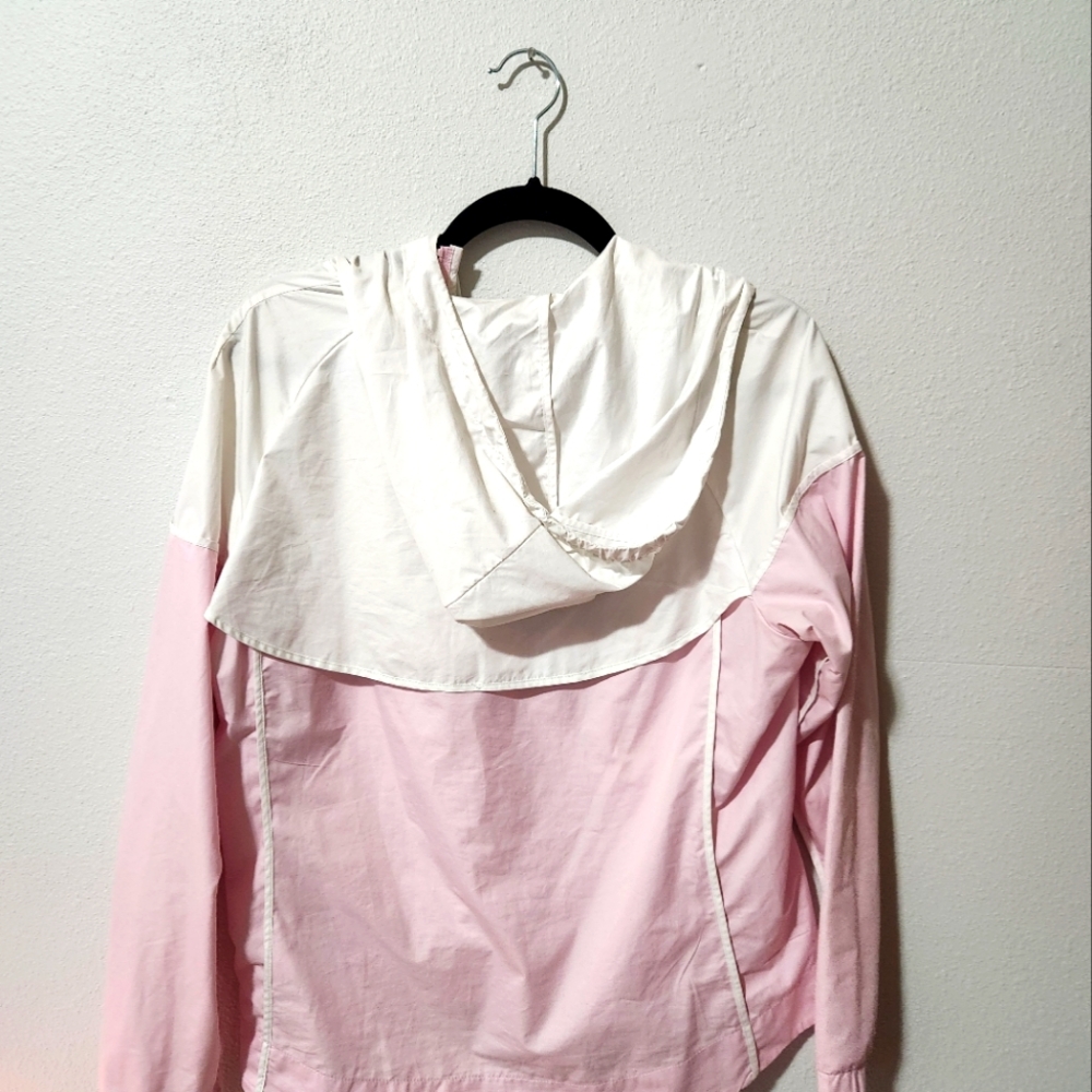 Nike pink windbreaker